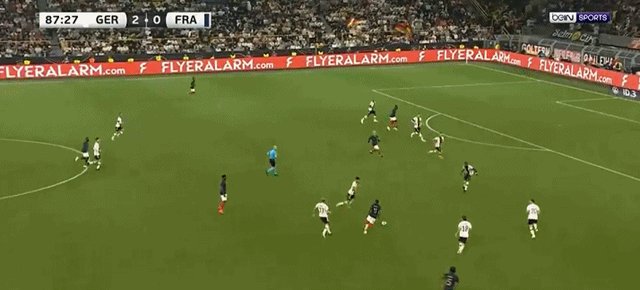 1694557835798071854.gif 德国点球.gif